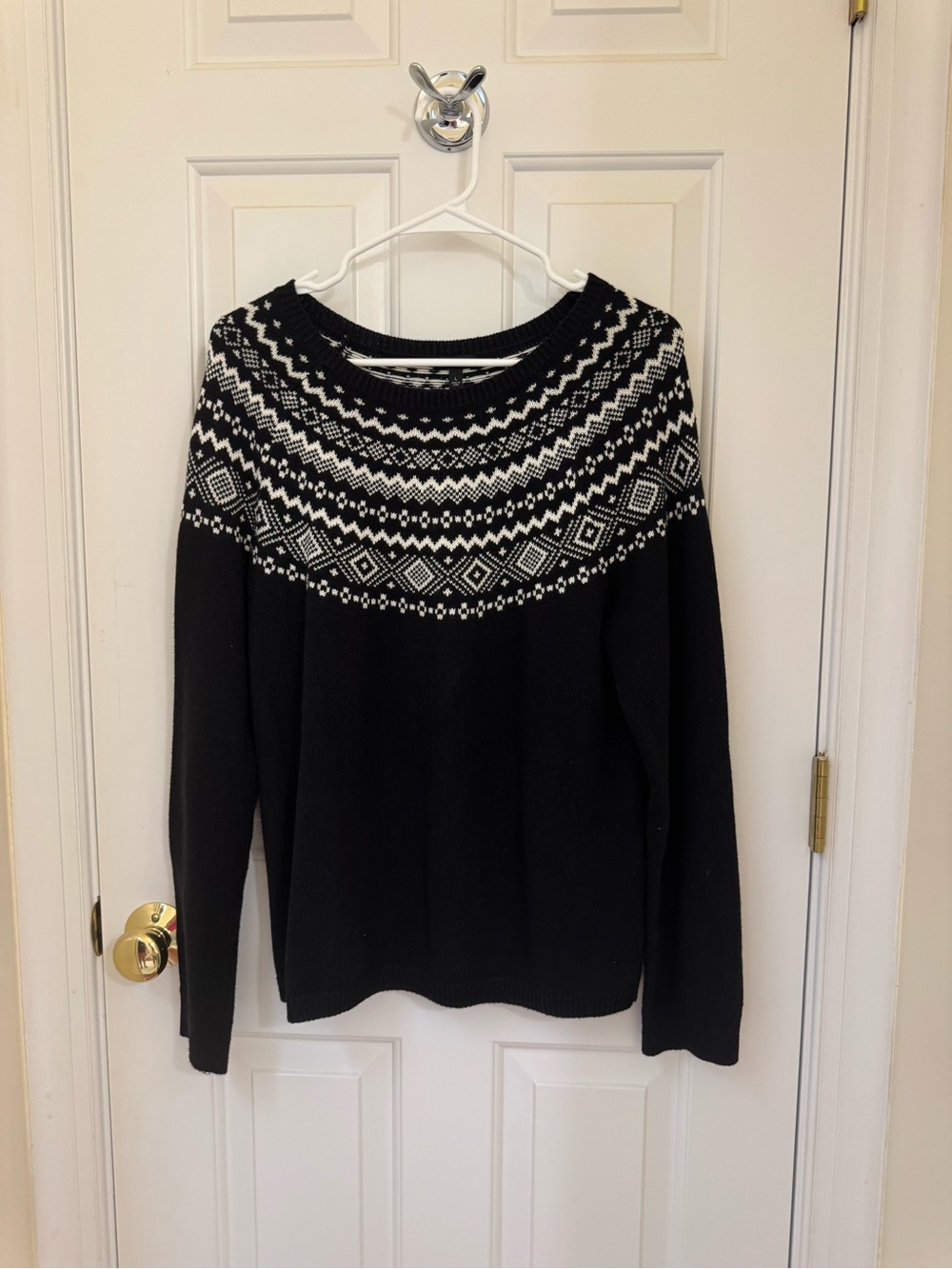 Black and White Patterned Sweater